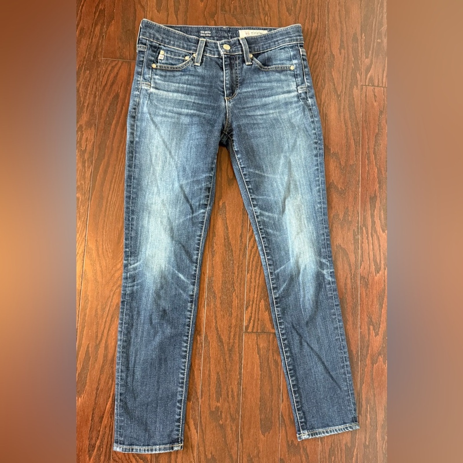 Ag Adriano Goldschmied.- The Beau Mid Rise Skinny 25r